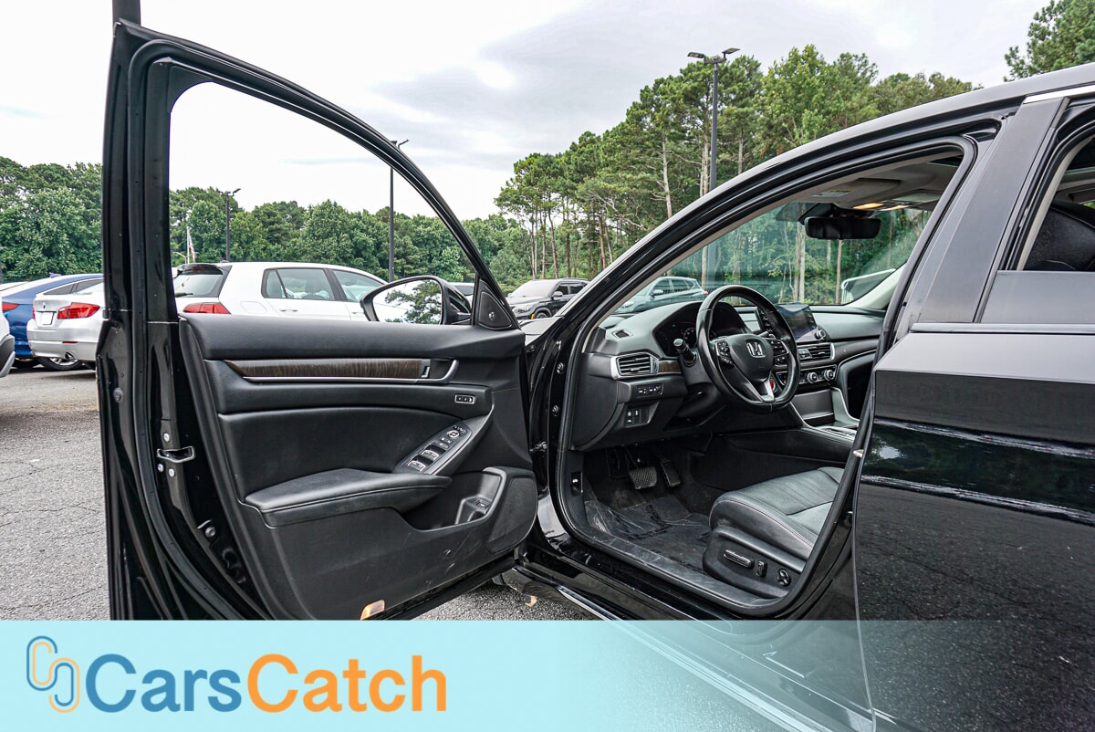 CARSCATCH - Used vehicle - SEDAN HONDA ACCORD 2020