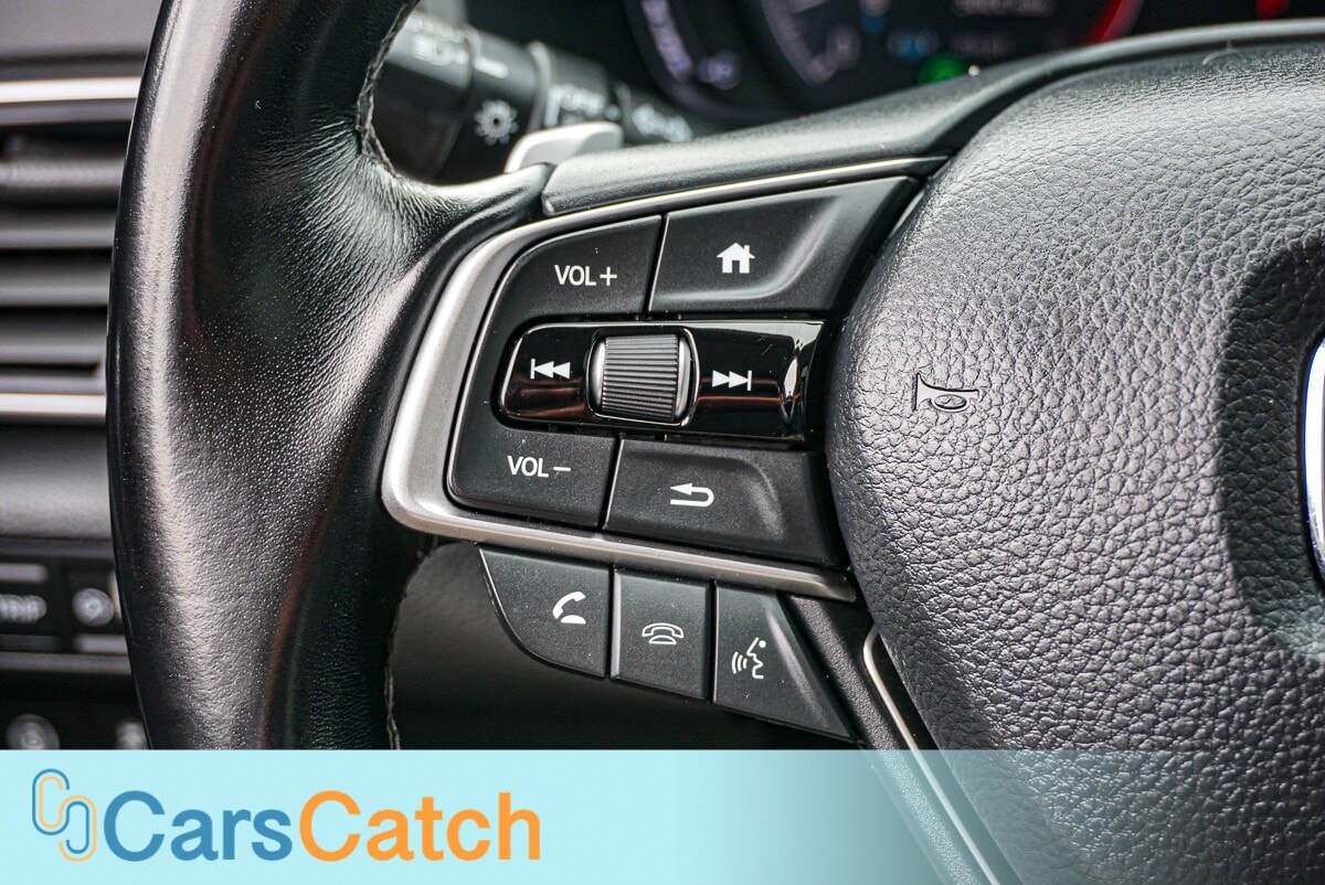 CARSCATCH - Used vehicle - SEDAN HONDA ACCORD 2020