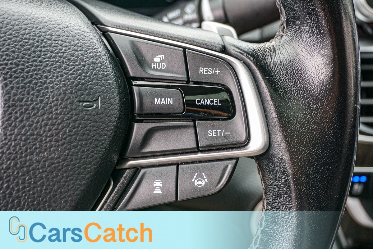 CARSCATCH - Used vehicle - SEDAN HONDA ACCORD 2020