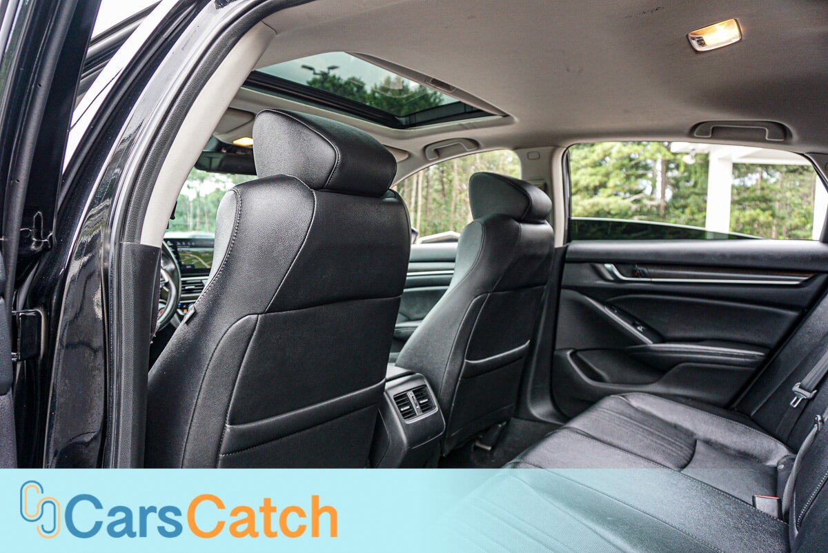 CARSCATCH - Used vehicle - SEDAN HONDA ACCORD 2020