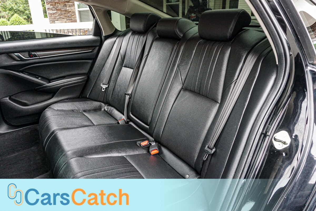 CARSCATCH - Used vehicle - SEDAN HONDA ACCORD 2020