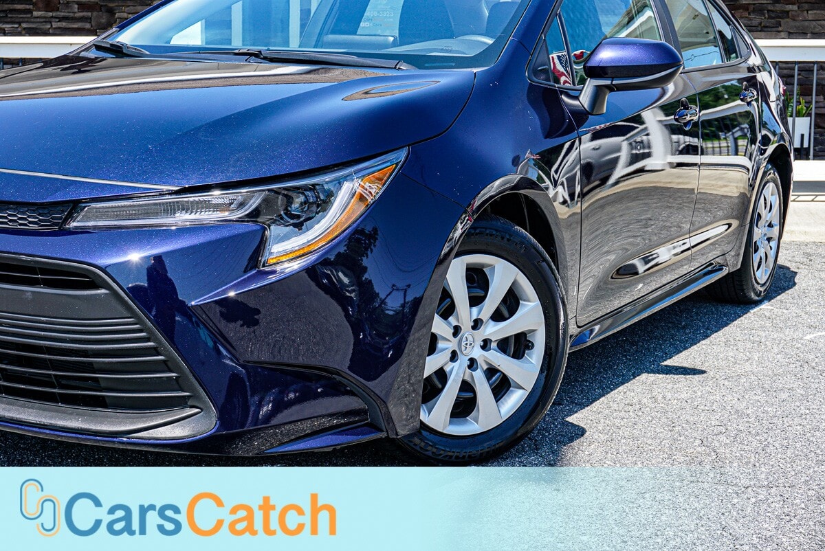 CARSCATCH - Used vehicle - SEDAN TOYOTA COROLLA 2025
