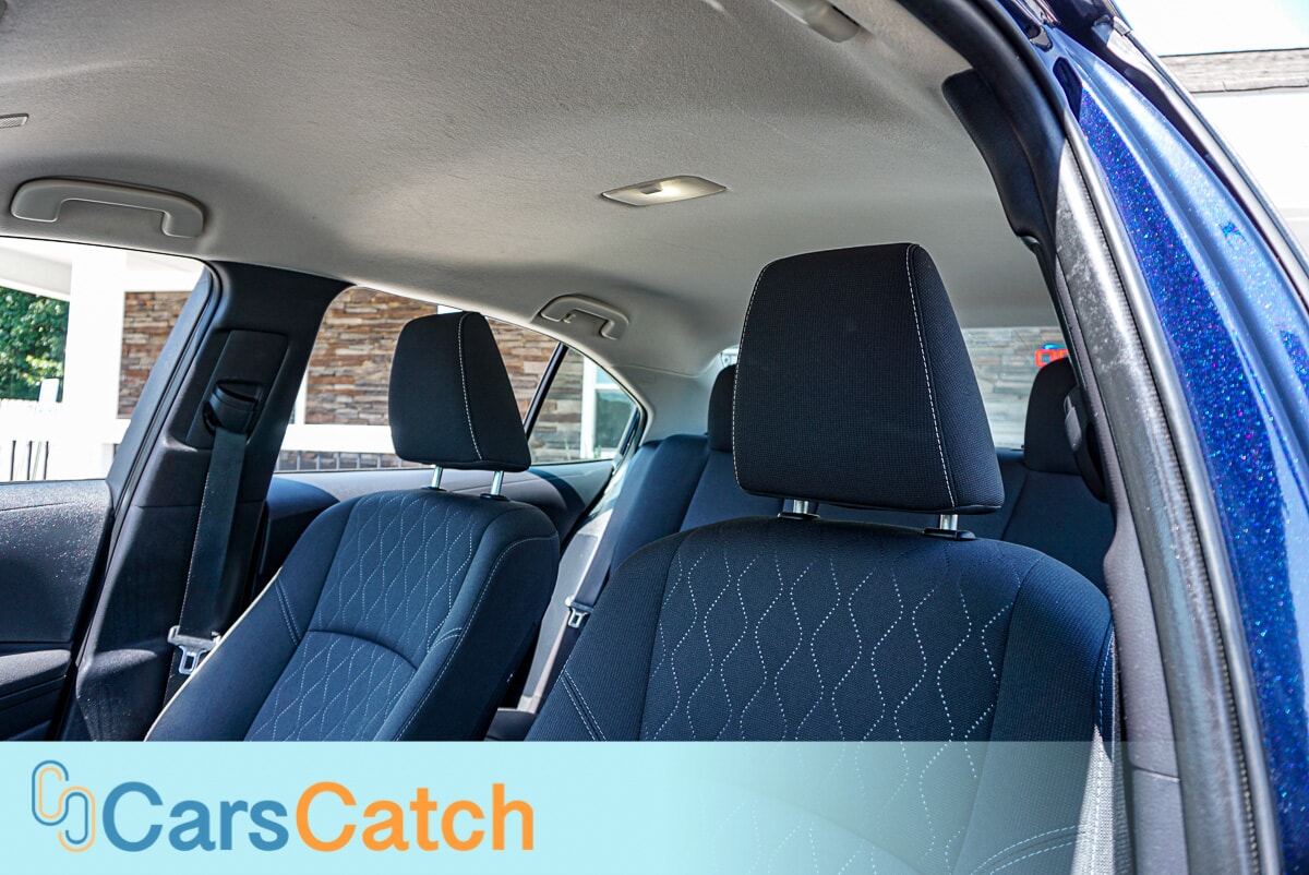 CARSCATCH - Used vehicle - SEDAN TOYOTA COROLLA 2025