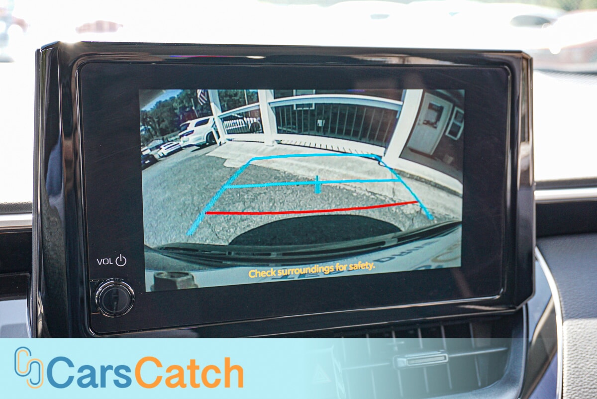 CARSCATCH - Used vehicle - SEDAN TOYOTA COROLLA 2025