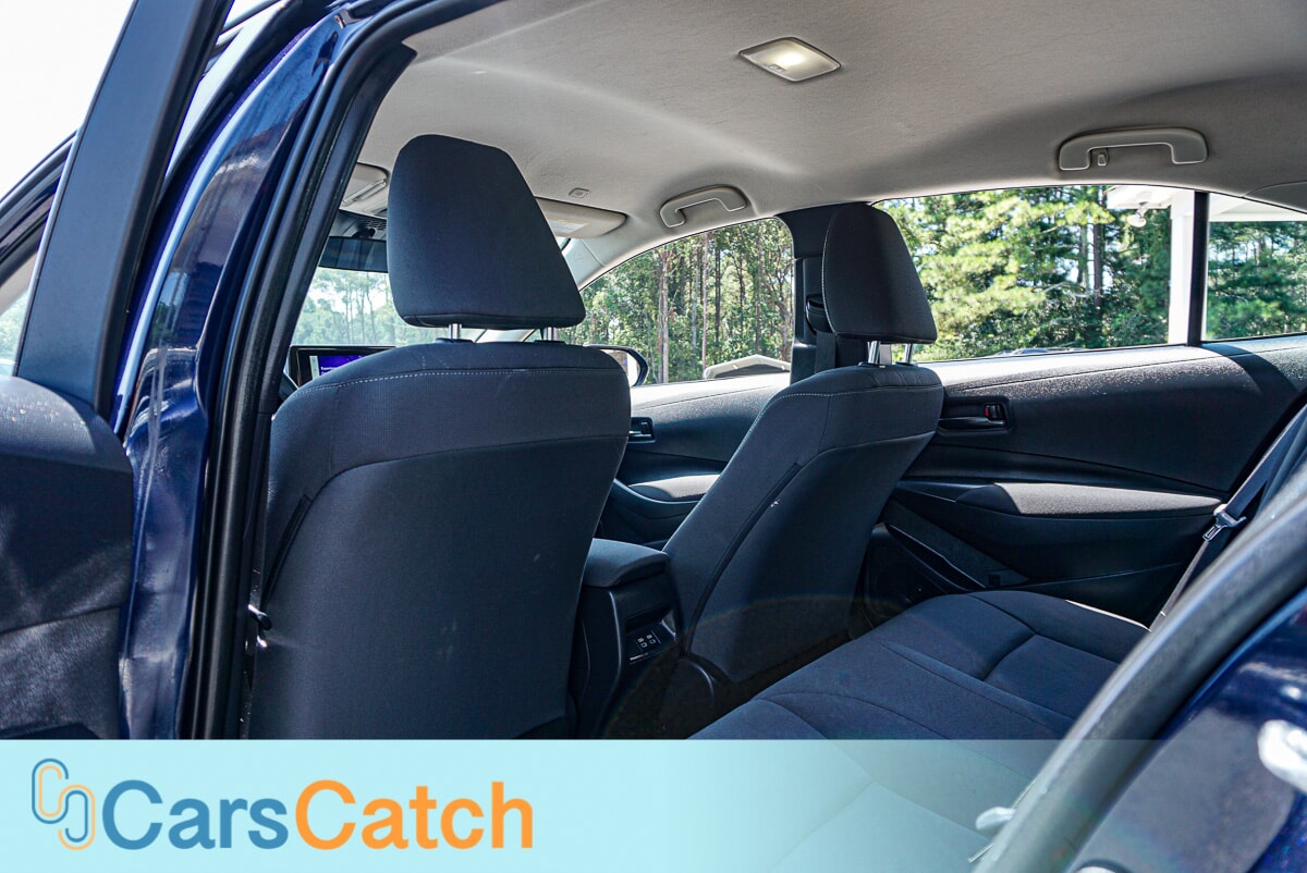 CARSCATCH - Used vehicle - SEDAN TOYOTA COROLLA 2025