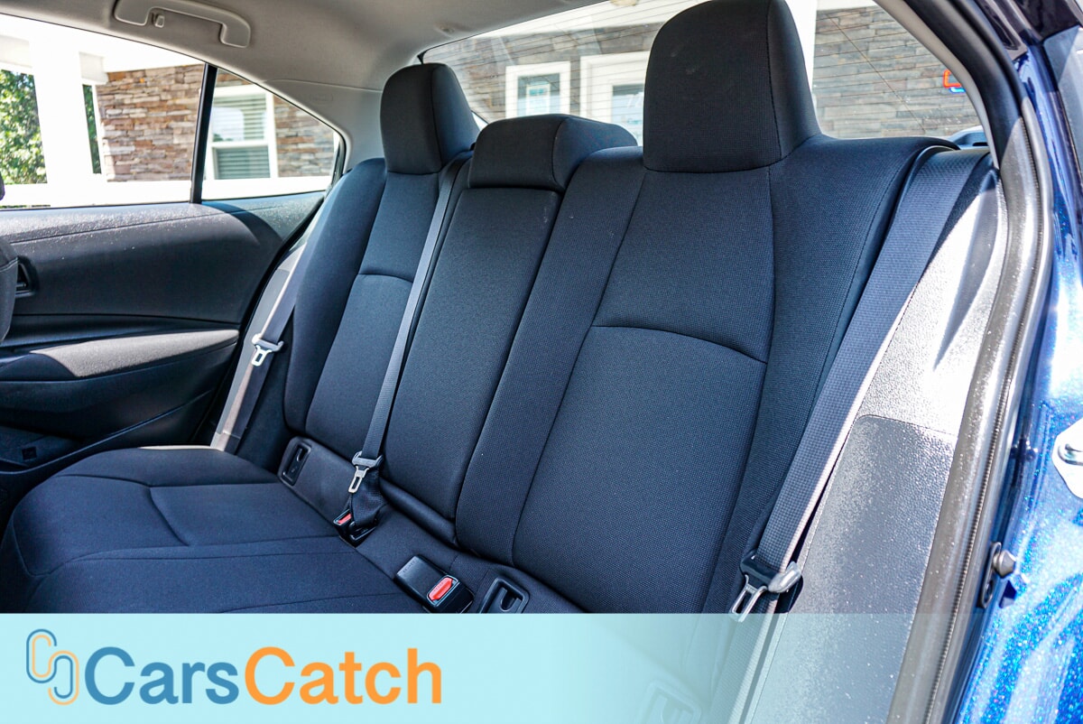 CARSCATCH - Used vehicle - SEDAN TOYOTA COROLLA 2025