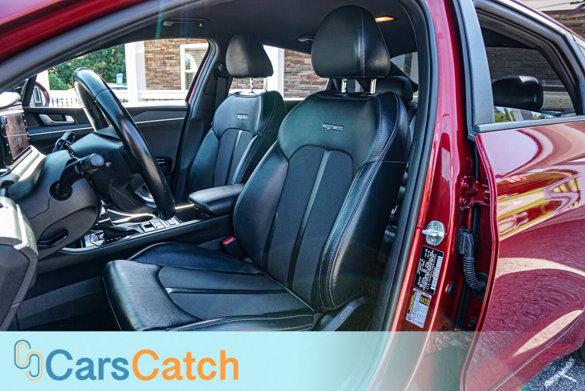 CARSCATCH - Used vehicle - SEDAN KIA K5 2022
