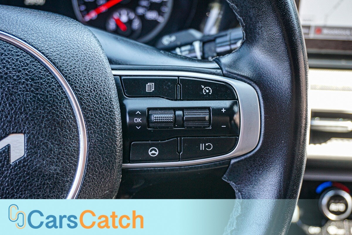 CARSCATCH - Used vehicle - SEDAN KIA K5 2022