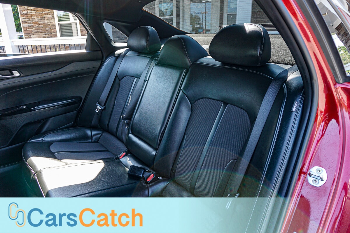 CARSCATCH - Used vehicle - SEDAN KIA K5 2022