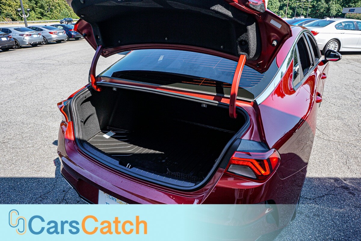 CARSCATCH - Used vehicle - SEDAN KIA K5 2022