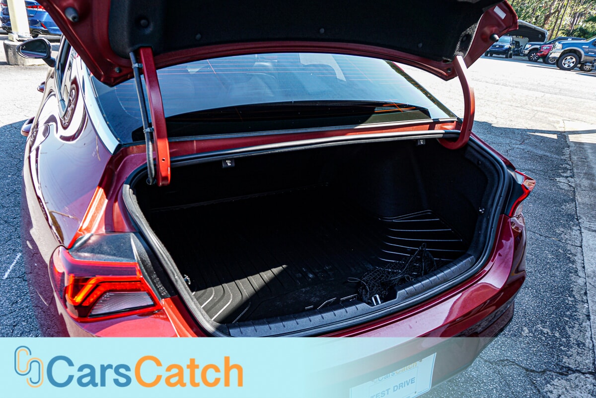 CARSCATCH - Used vehicle - SEDAN KIA K5 2022