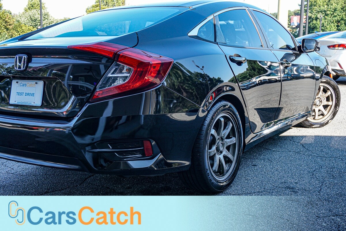 CARSCATCH - Used vehicle - SEDAN HONDA CIVIC 2016