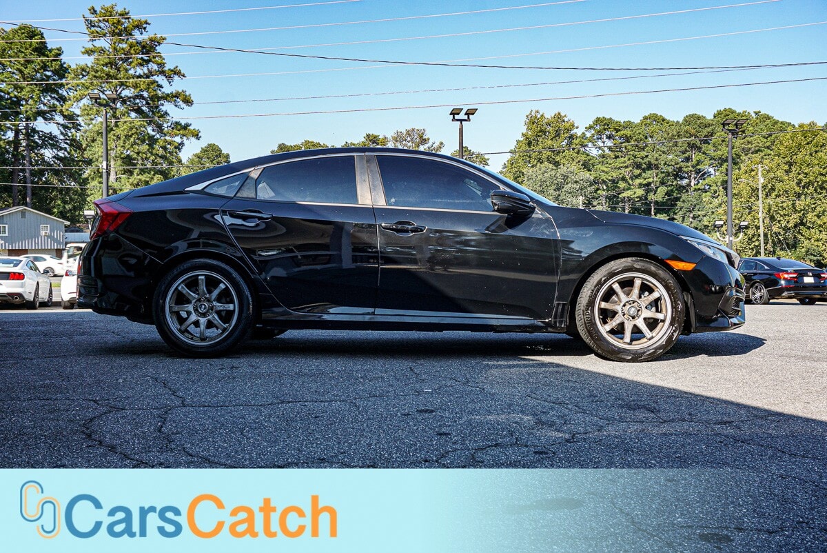 CARSCATCH - Used vehicle - SEDAN HONDA CIVIC 2016