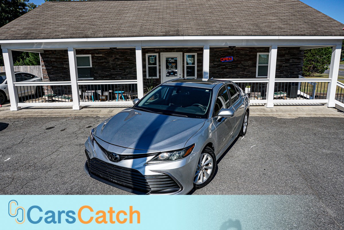 CARSCATCH - Used vehicle - SEDAN TOYOTA CAMRY 2024