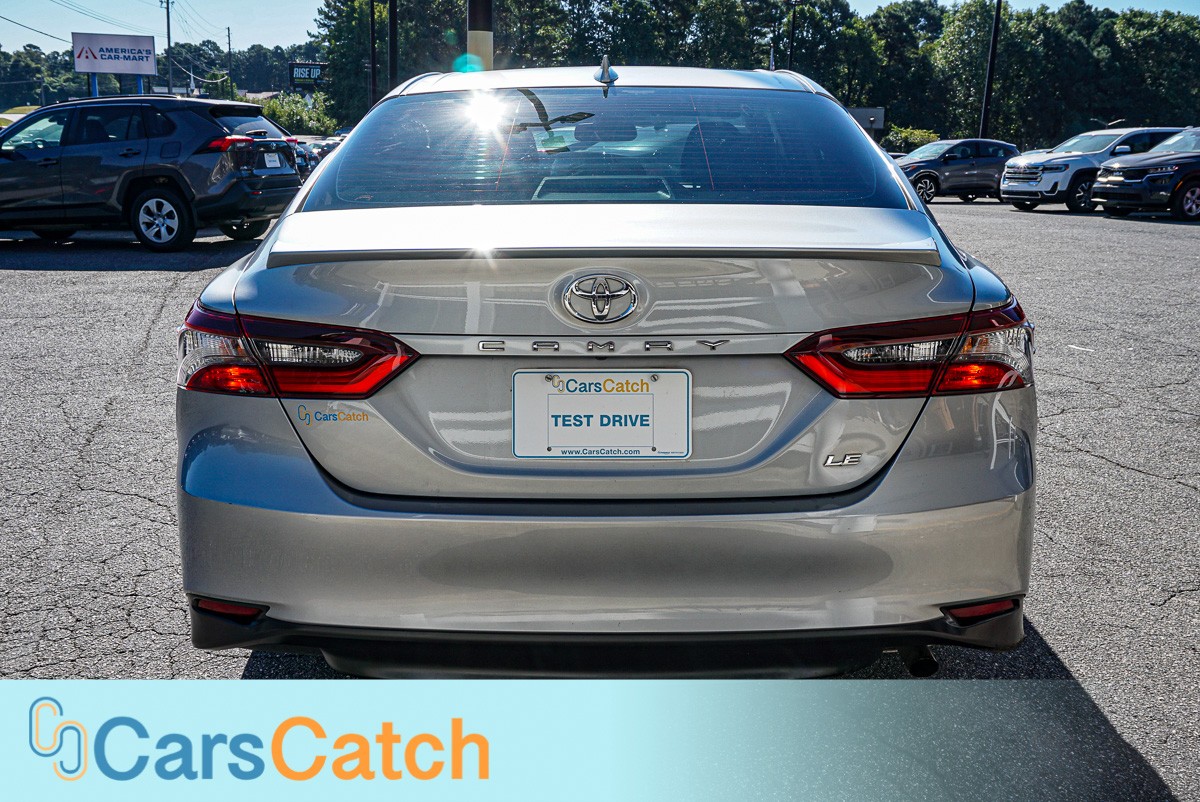 CARSCATCH - Used vehicle - SEDAN TOYOTA CAMRY 2024