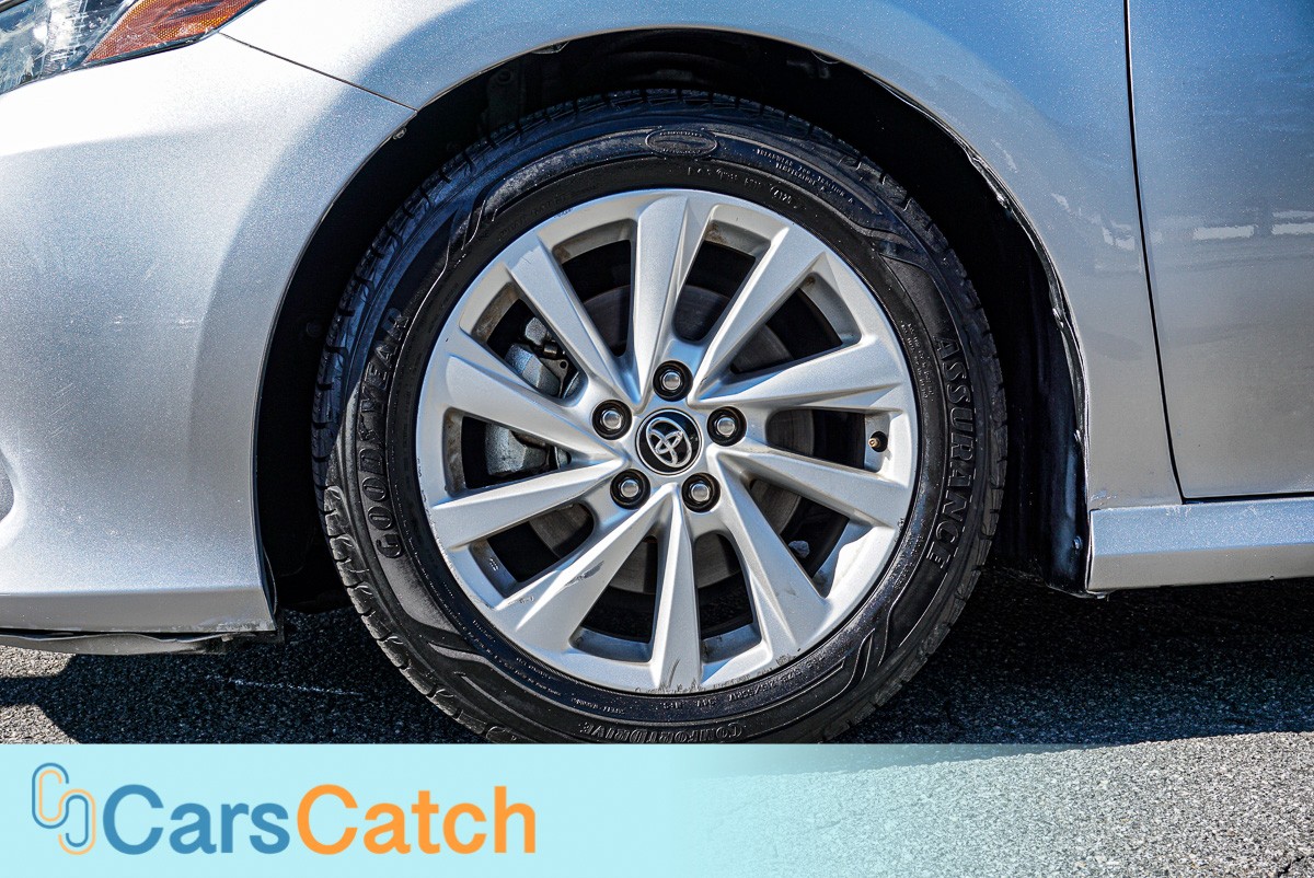 CARSCATCH - Used vehicle - SEDAN TOYOTA CAMRY 2024