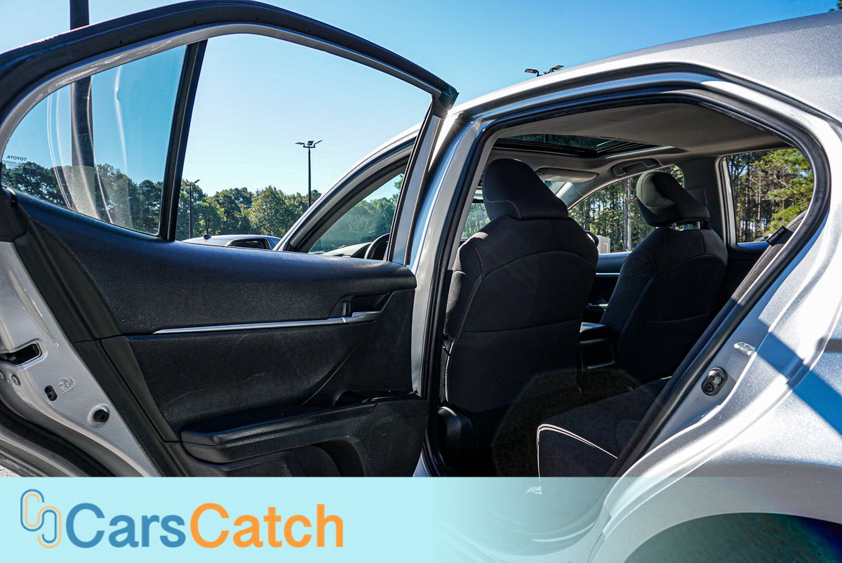 CARSCATCH - Used vehicle - SEDAN TOYOTA CAMRY 2024
