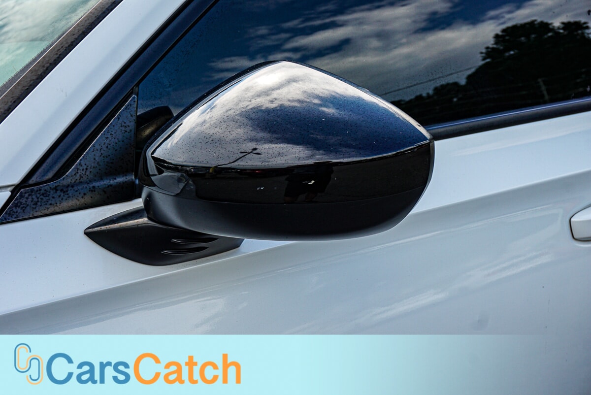 CARSCATCH - Used vehicle - SEDAN HONDA CIVIC 2022