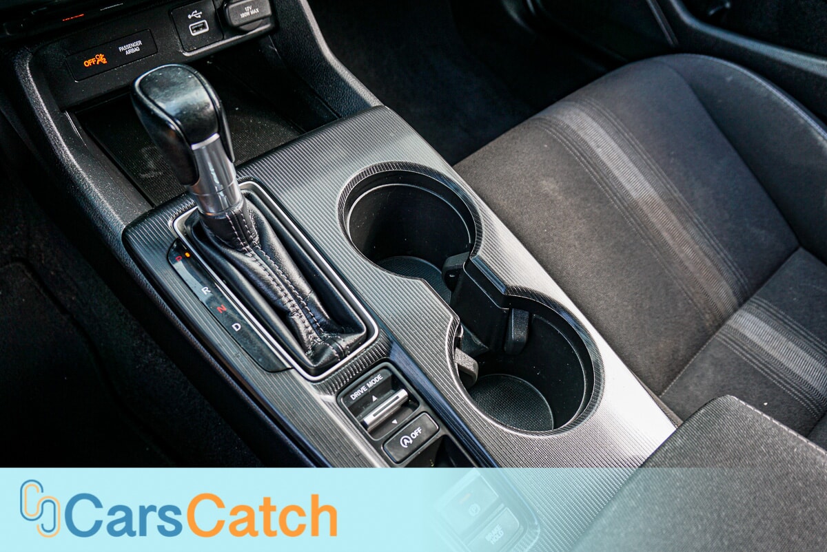 CARSCATCH - Used vehicle - SEDAN HONDA CIVIC 2022