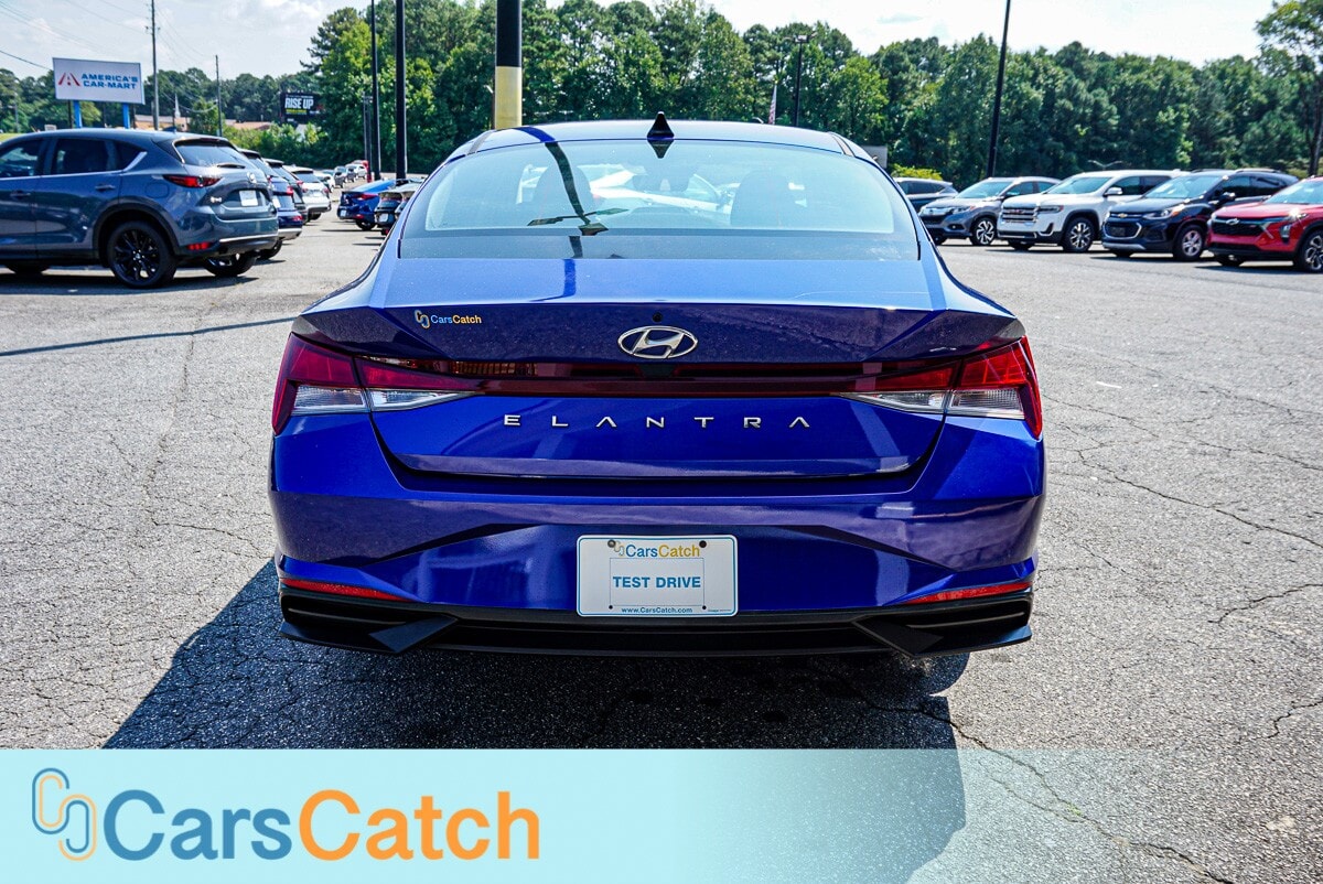 CARSCATCH - Used vehicle - SEDAN HYUNDAI ELANTRA 2023