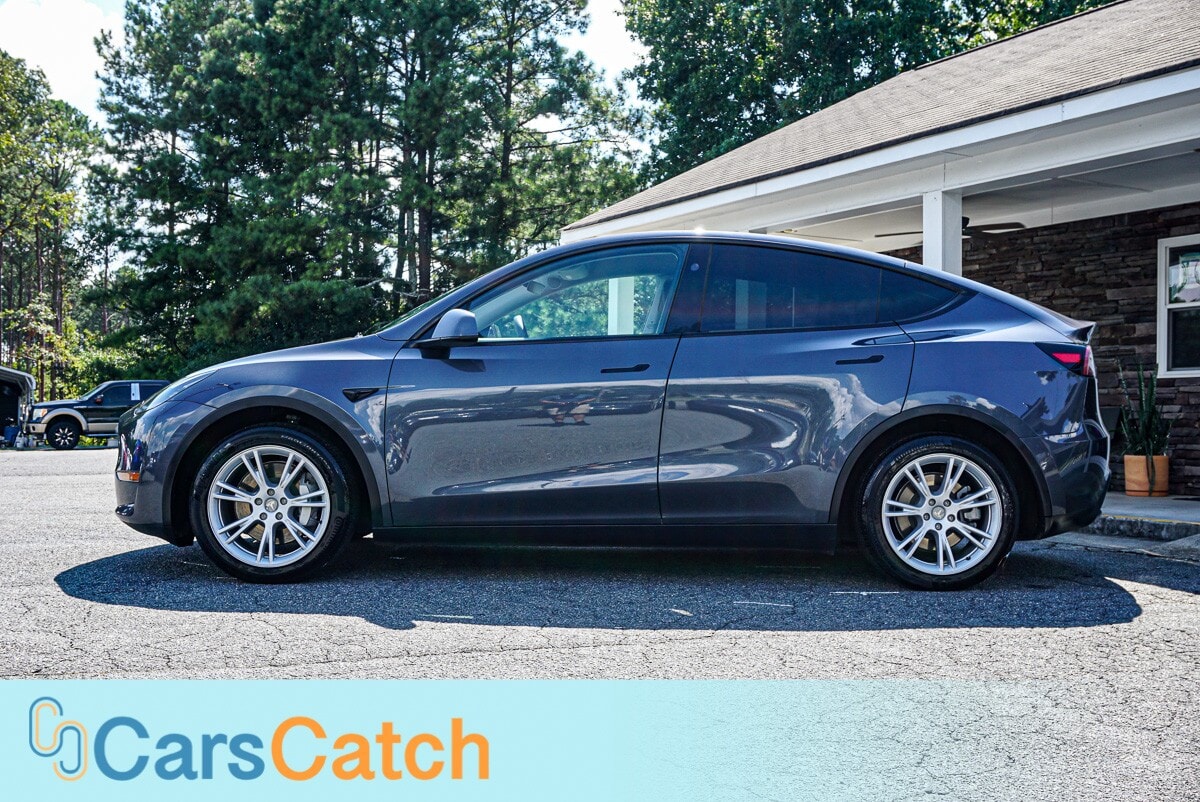 CARSCATCH - Used vehicle - SUV TESLA MODEL Y 2023