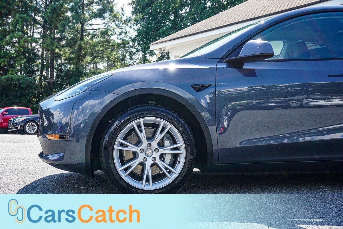 CARSCATCH - Used vehicle - SUV TESLA MODEL Y 2023