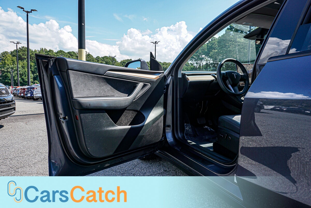 CARSCATCH - Used vehicle - SUV TESLA MODEL Y 2023
