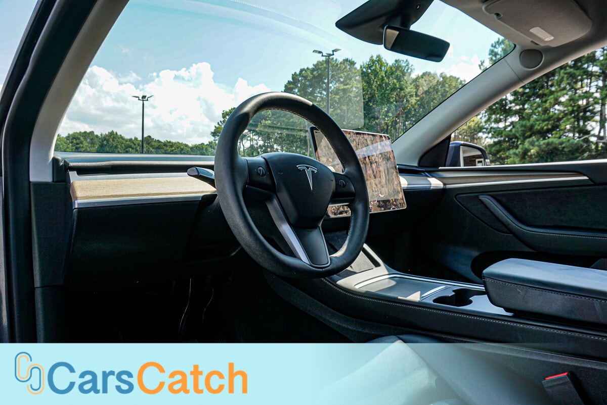 CARSCATCH - Used vehicle - SUV TESLA MODEL Y 2023