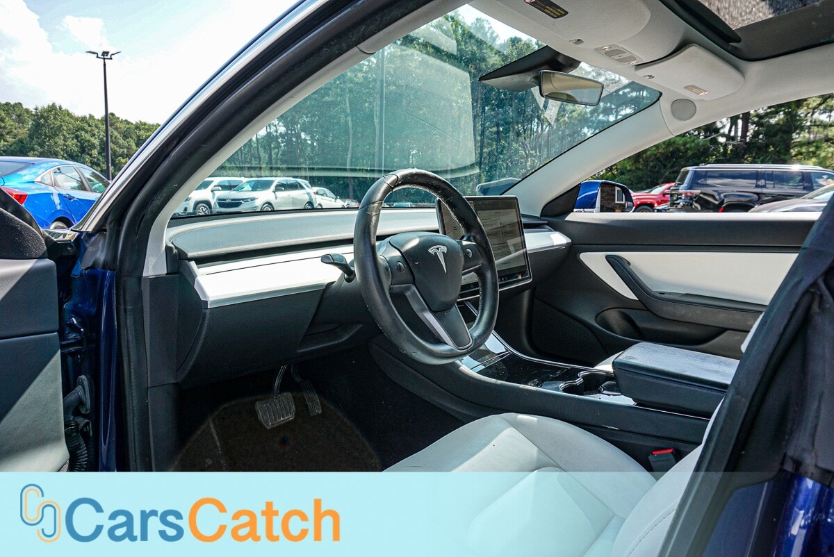 CARSCATCH - Used vehicle - SEDAN TESLA MODEL 3 2020