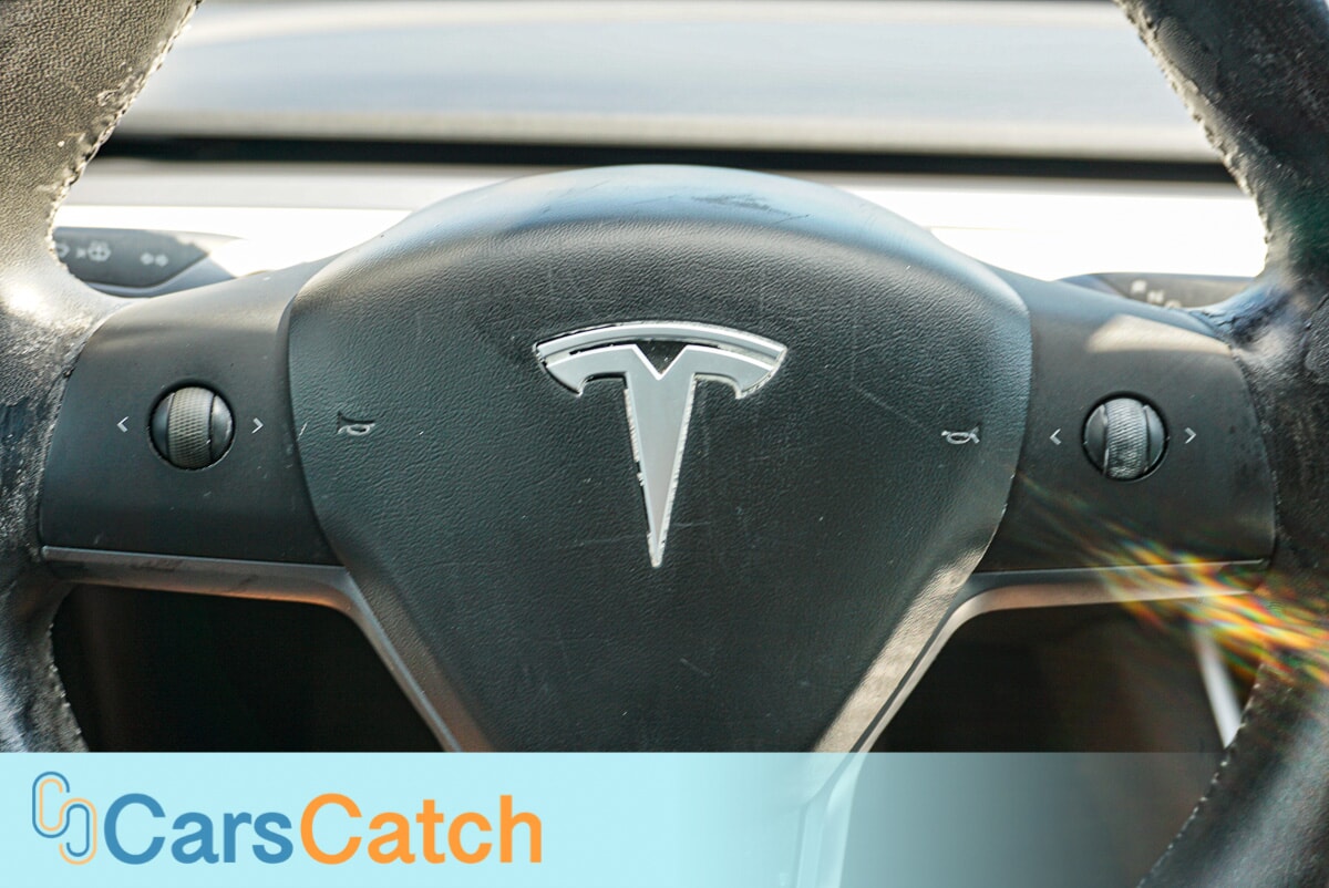 CARSCATCH - Used vehicle - SEDAN TESLA MODEL 3 2020