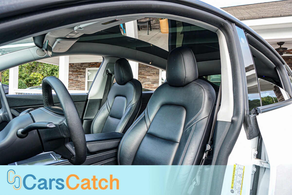 CARSCATCH - Used vehicle - SUV TESLA MODEL Y 2021