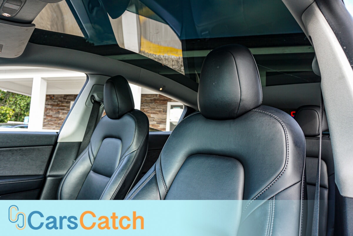CARSCATCH - Used vehicle - SUV TESLA MODEL Y 2021