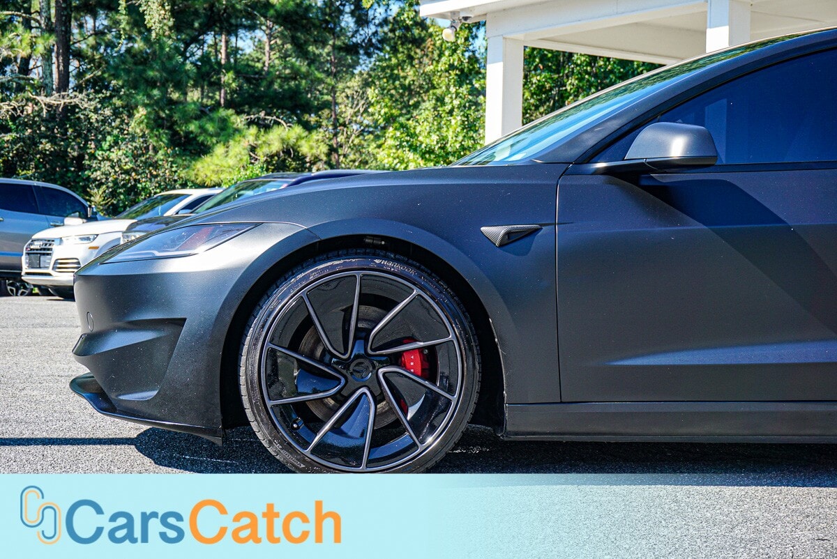 CARSCATCH - Used vehicle - SEDAN TESLA MODEL 3 2024