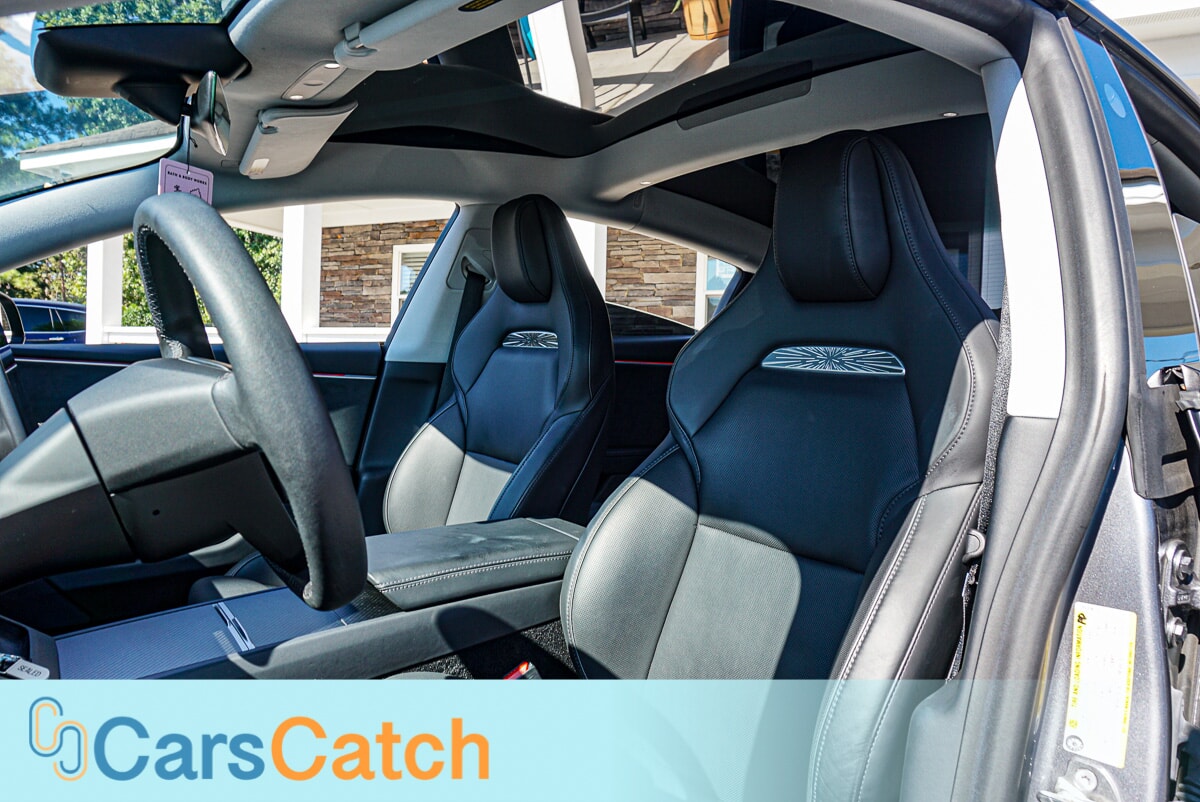 CARSCATCH - Used vehicle - SEDAN TESLA MODEL 3 2024