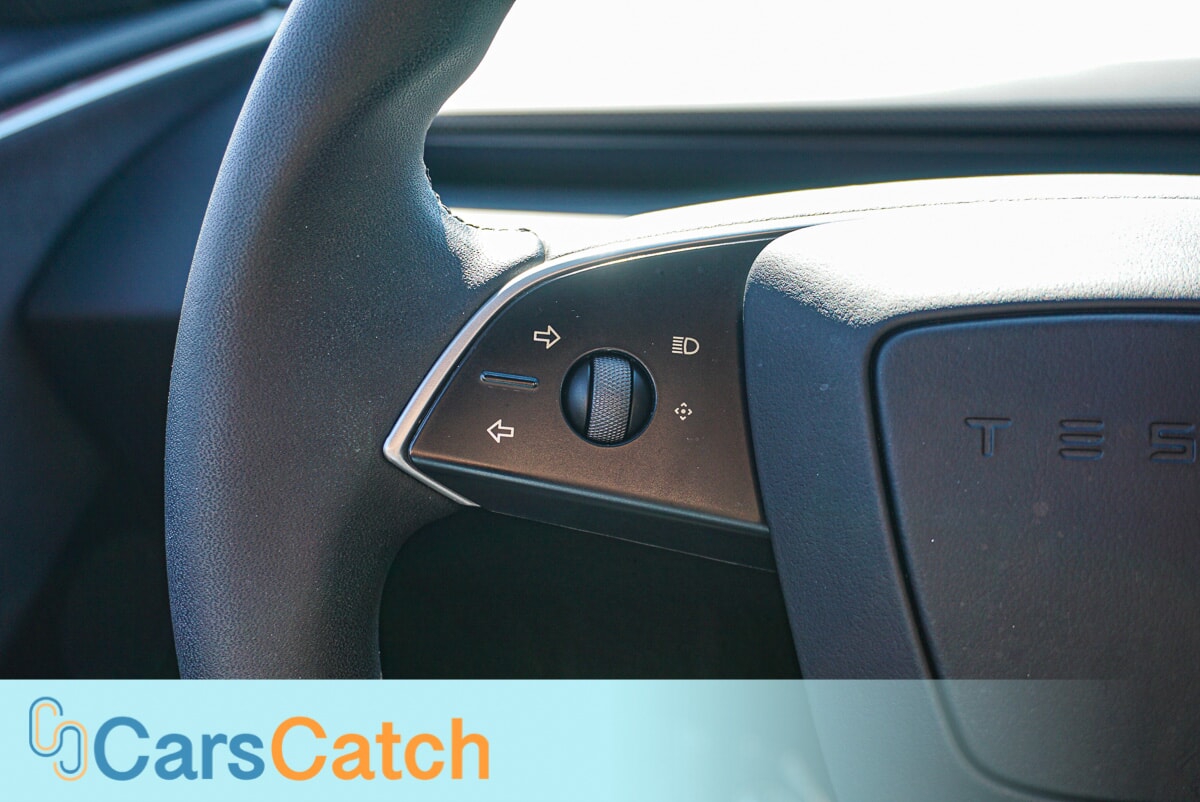 CARSCATCH - Used vehicle - SEDAN TESLA MODEL 3 2024