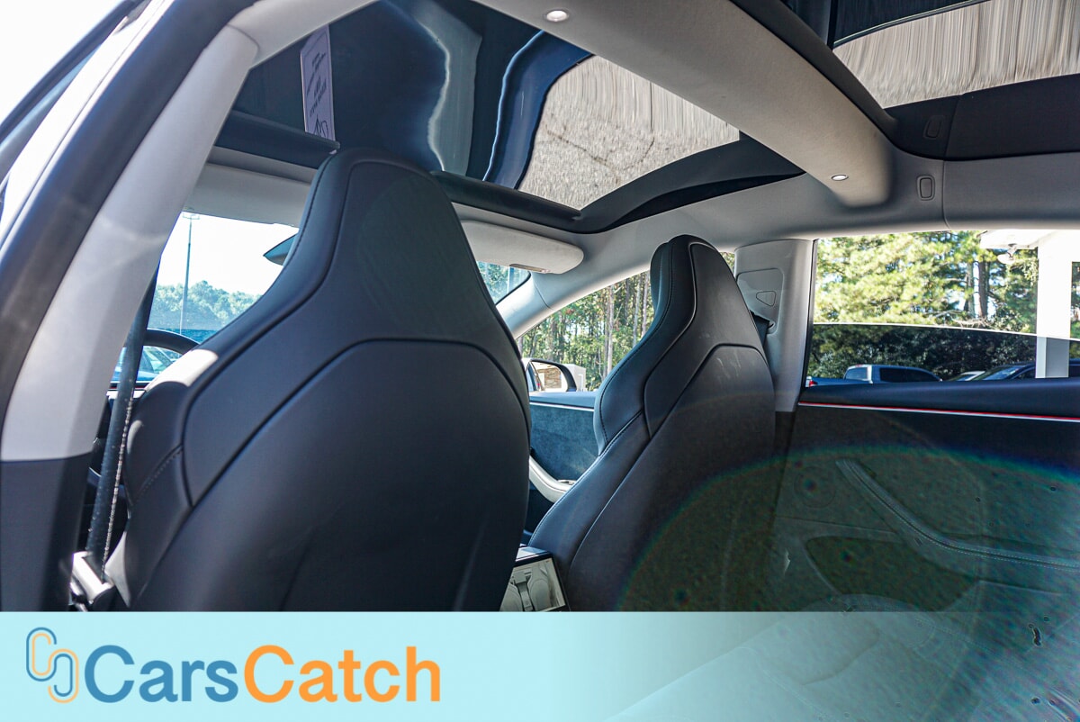 CARSCATCH - Used vehicle - SEDAN TESLA MODEL 3 2024