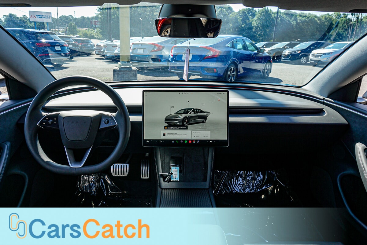 CARSCATCH - Used vehicle - SEDAN TESLA MODEL 3 2024
