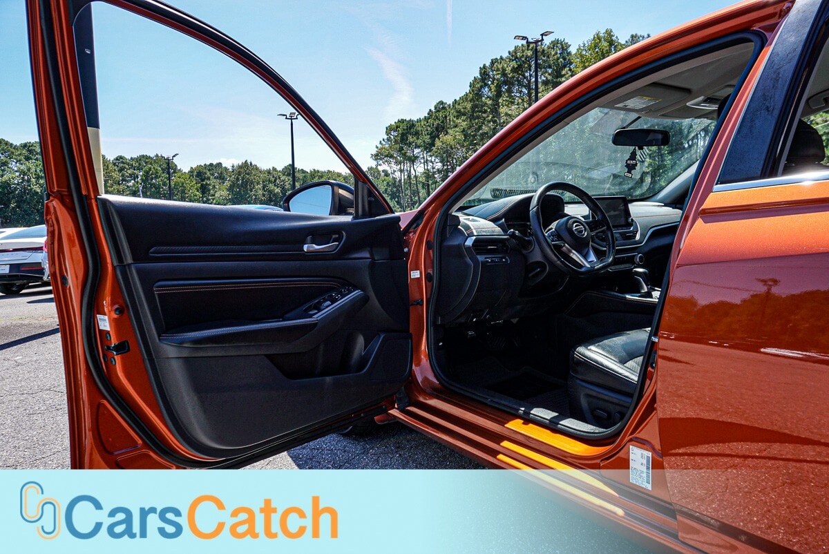 CARSCATCH - Used vehicle - SEDAN NISSAN ALTIMA 2019