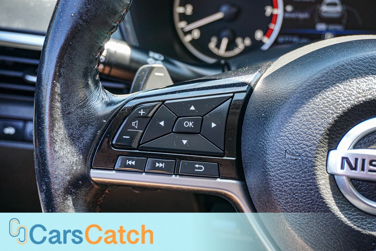 CARSCATCH - Used vehicle - SEDAN NISSAN ALTIMA 2019