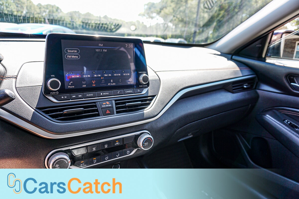 CARSCATCH - Used vehicle - SEDAN NISSAN ALTIMA 2019