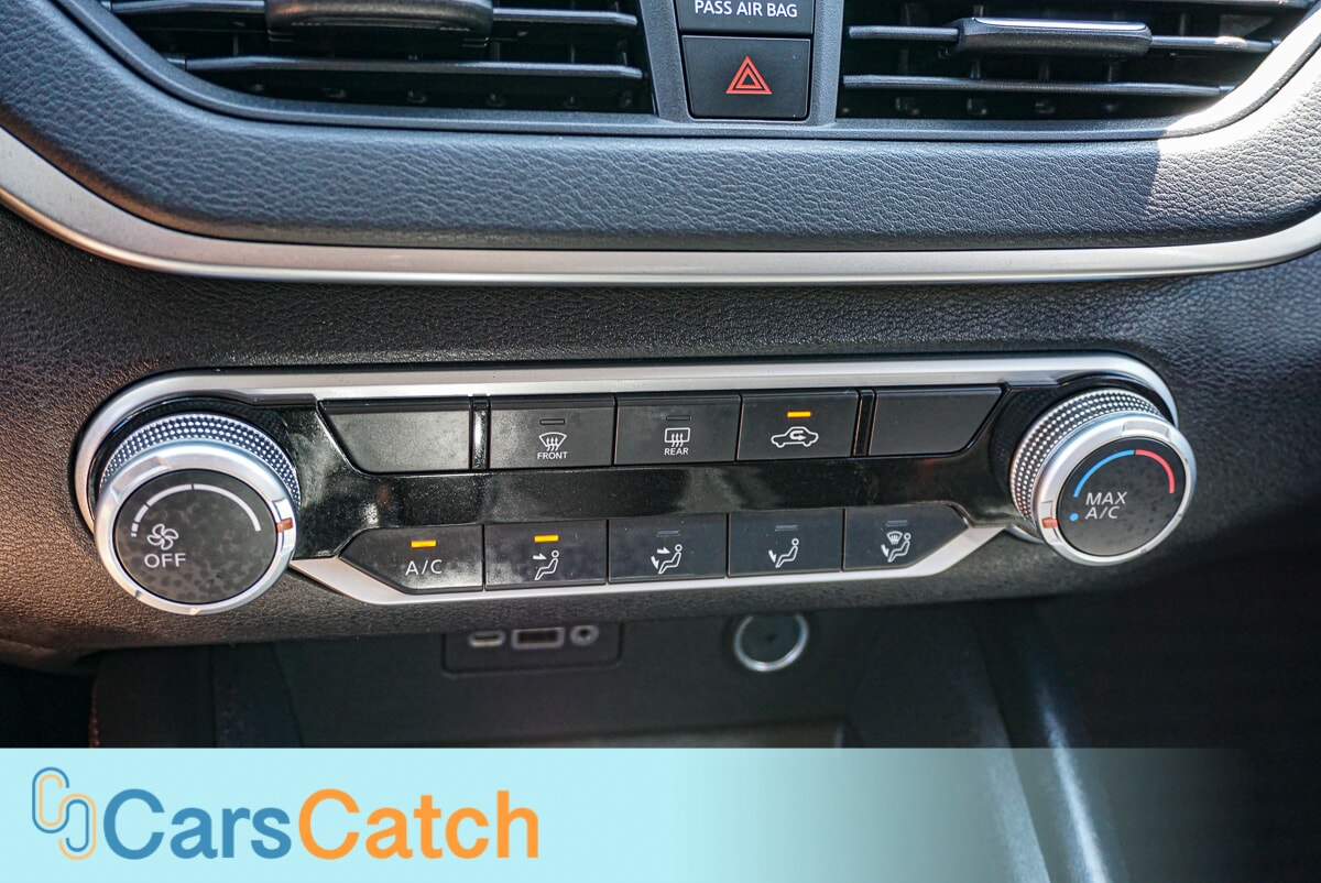 CARSCATCH - Used vehicle - SEDAN NISSAN ALTIMA 2019