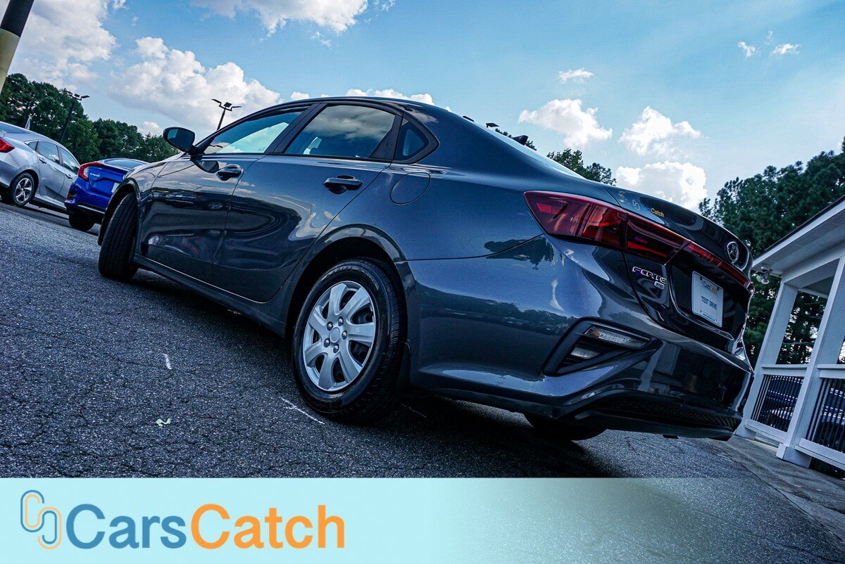 CARSCATCH - Used vehicle - SEDAN KIA FORTE 2020