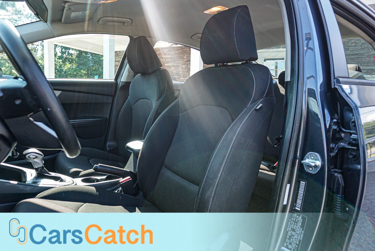 CARSCATCH - Used vehicle - SEDAN KIA FORTE 2020