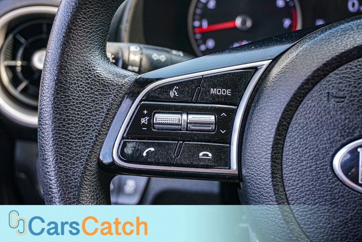CARSCATCH - Used vehicle - SEDAN KIA FORTE 2020