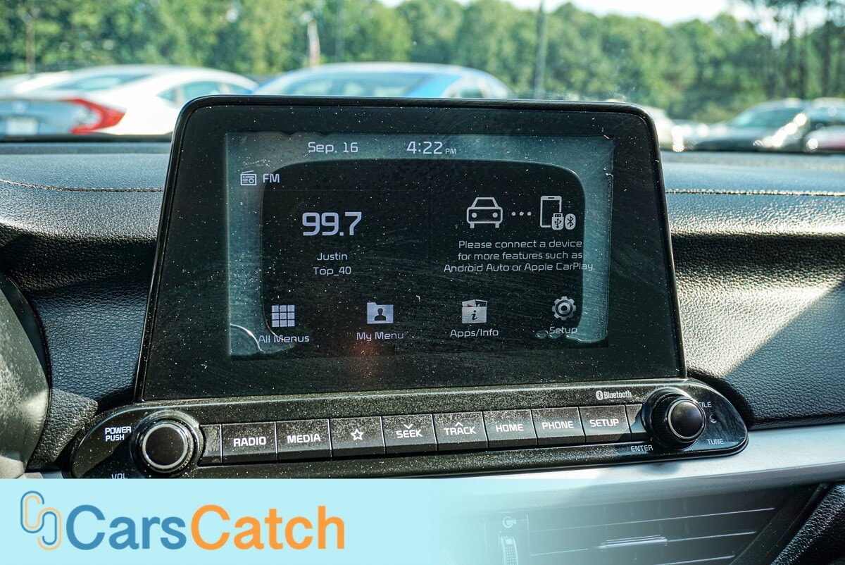 CARSCATCH - Used vehicle - SEDAN KIA FORTE 2020