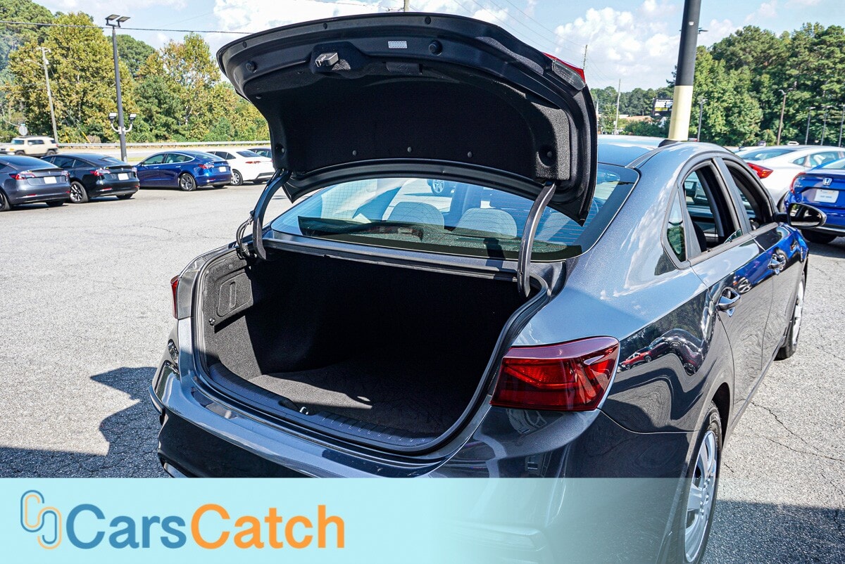 CARSCATCH - Used vehicle - SEDAN KIA FORTE 2020
