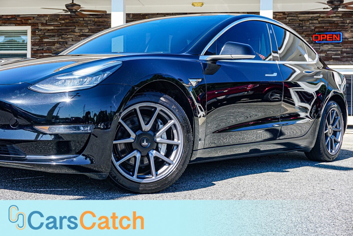 CARSCATCH - Used vehicle - SEDAN TESLA MODEL 3 2018