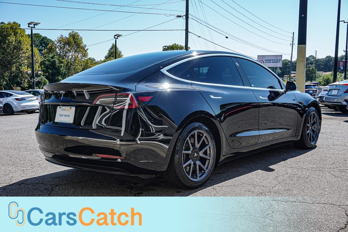 CARSCATCH - Used vehicle - SEDAN TESLA MODEL 3 2018