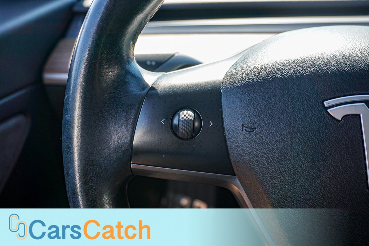 CARSCATCH - Used vehicle - SEDAN TESLA MODEL 3 2018