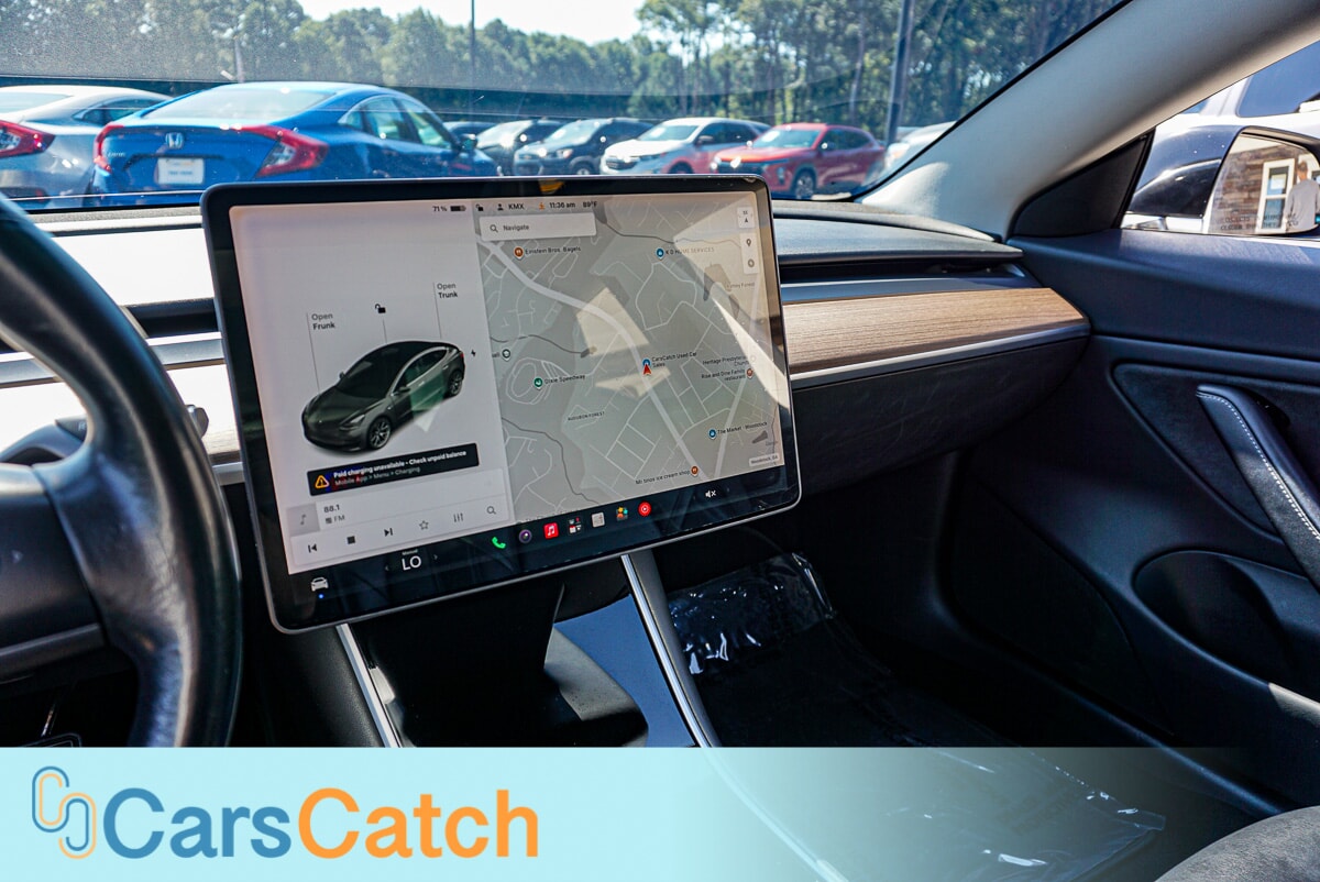 CARSCATCH - Used vehicle - SEDAN TESLA MODEL 3 2018